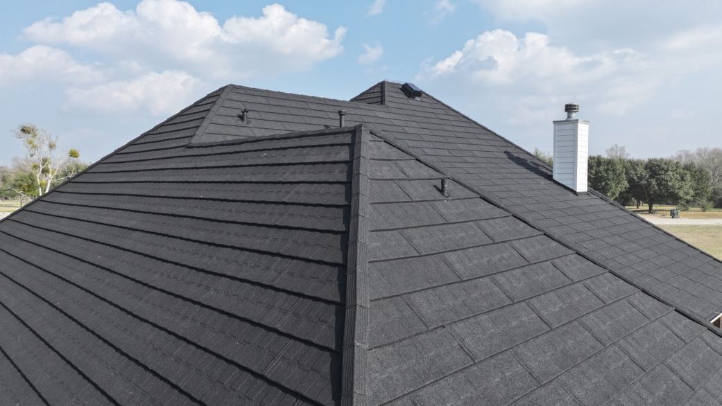 Stone coated steel metal roof on luxury home near Austin, Texas